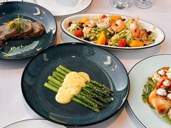 鲜虾芒果沙拉-atta bj(国贸商城店)