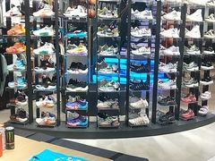 -李宁(大宁国际旗舰店)