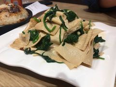 -秦香阁·西北家常菜(徐汇日月光中心店)