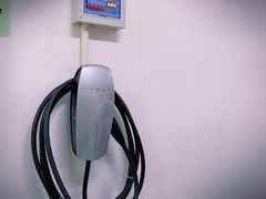 -TESLA 特斯拉(上海太古汇体验店)