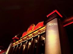 -绳金塔