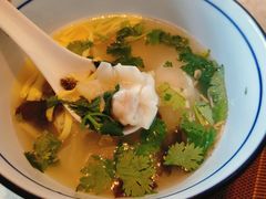 小馄饨-宝华万豪酒店·都会尚膳