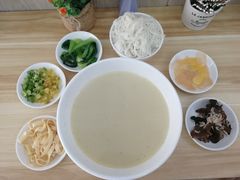 -湛记蘸水米线(粉巷店)