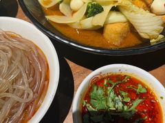 -万记麻辣烫国展总店