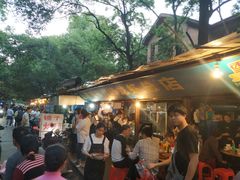 -冶建镜子·老南昌大排档·江西虾王(总店)