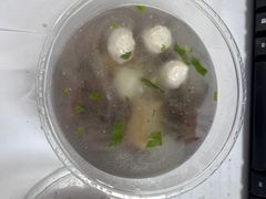 -松树干拌面店