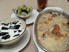 -佰搭果·广式茶餐厅(西华路店)