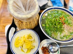 -云阿蛮云南生烫牛肉米线(奉贤路店)