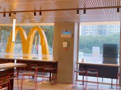 -麦当劳(滨河路DT店)