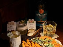 -蓉LOUNGE威士忌鸡尾酒FLOWER酒吧