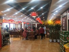 大堂-那家老院子东北菜·饺子·小鸡炖蘑菇(艳华街店)