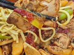 -牛一嘴·兰州牛肉面·大盘鸡(财富中心店)