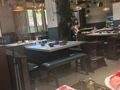 -贵府酸汤牛肉火锅·贵州老字号(飞山街店)