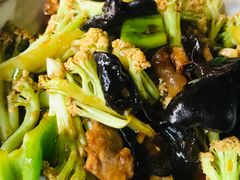 -遇见小院—虹鳟鱼•农家菜(怀柔店)