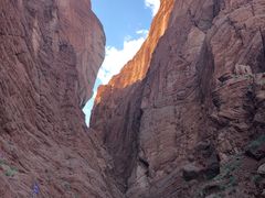 -天山神秘大峡谷