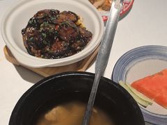 -八府香鸭·啫啫煲(华山路店)