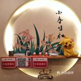 发饰挂件，还有扇子之类的