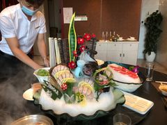 -鼎泰亨·海鲜牛肉餐厅(滨江店)
