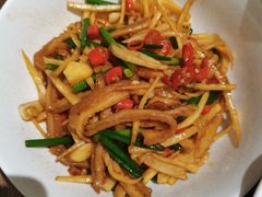 -大中华酒楼·主席武昌鱼·武汉美食地标(江汉路步行街店)