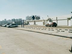 -山姆会员商店·停车场