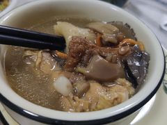 -菌之家·专业纯野生菌火锅·特色炒菌