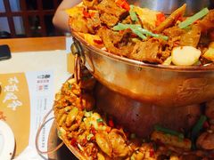 -老佛爷炭火蛙锅直营(清滨路总店)