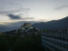 -平措康桑·和牛自助观景餐厅(布达拉宫店)