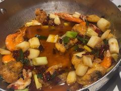 -七欣天香辣蟹火锅(闵行浦江欢乐颂店)