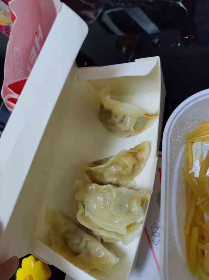 江川右(建宁路店)-"一直都是吃的他们家外卖「鲜肉小笼包」没.