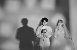 -易摄影婚纱摄影工作室