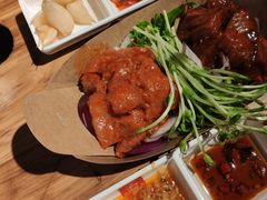 -么肆烤肉(汉街形象店)