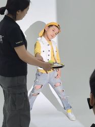 -爱你宝贝孕婴亲子摄影美学馆(绍兴店)