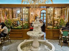 -秘密旅行Bonjour(黑金冠 江南西店)