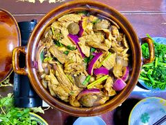 -胡须佬鸡煲四季火锅(龙珠大道店)
