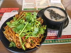-肥汁米蘭香港米线(宁波路总店)