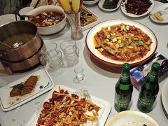 -巴特餐饮6加1音乐餐吧·新疆菜