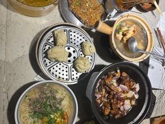 -破瓦寒窑·地摊烤羊排