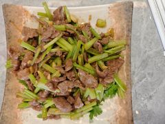 -赣菜笔记·江西米粉·小龙虾·小炒(曹杨路店)