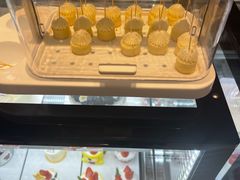 -花花卷卷·鲜食蛋糕(静安久光百货店)