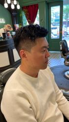-海文先生国潮烫染男士理发馆