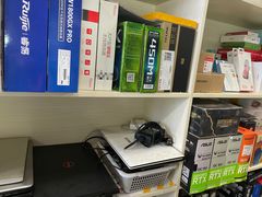 -鸿准通信科技·忠诚手机电脑维修中心(三林店)