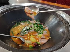 -老刘生态大鱼坊铁锅炖鱼(赛马场店)
