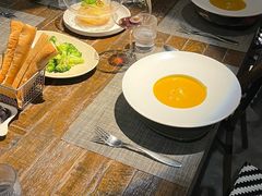 -喜洲吧·江畔老船厂·庭院餐厅(喜临院店)