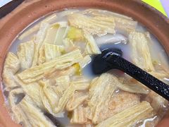 白果支竹猪肚煲-成惠食府(赤岗店)