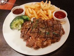-WOLFGANG PUCK KITCHEN & BAR(迪士尼小镇店)