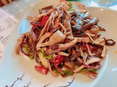 -小厨子私房菜·云南美食店