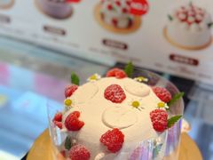 -花花卷卷·鲜食蛋糕(静安久光百货店)