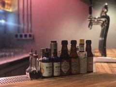-TASTE ROOM Bar