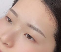 -久匠·野生眉半永久纹绣