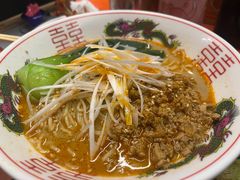 -拉面莊夢語＆中华料理八椿